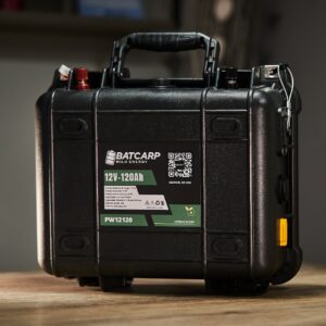 Combo Maletín LiFePo4 CL12120 12V - 120Ah + Panel Solar 200W GRATIS